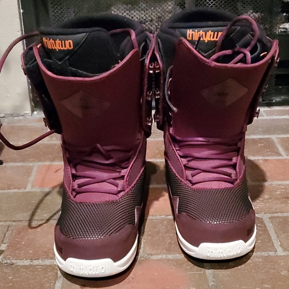 Thirty Two Snowboarding Boots